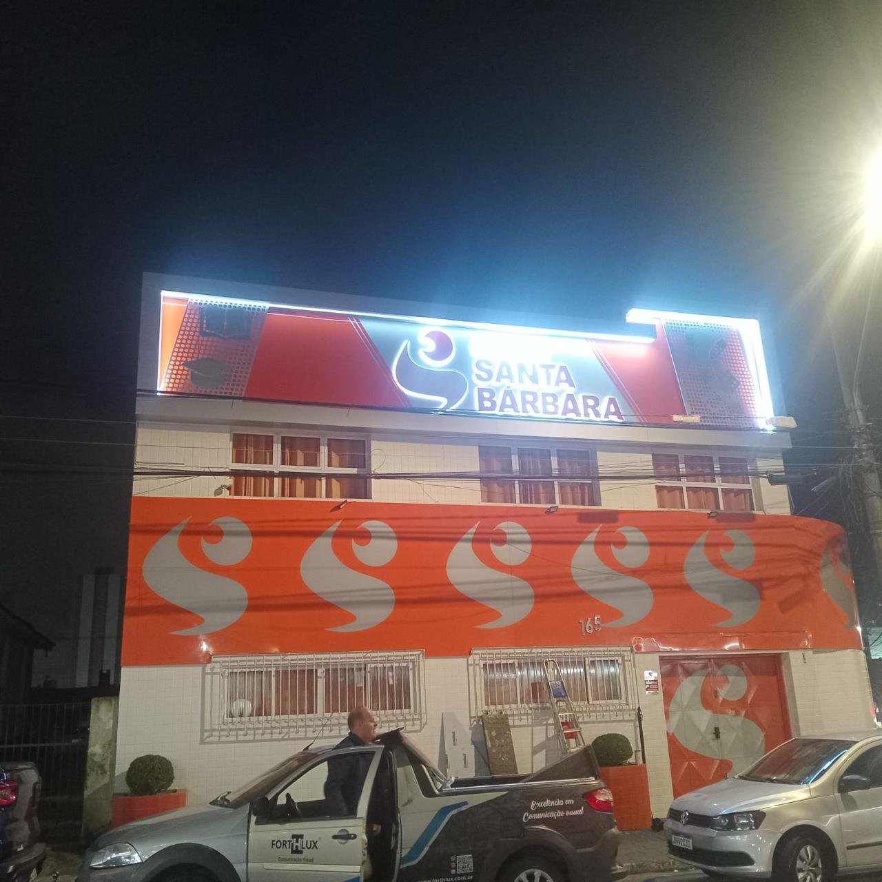 Fachada em ACM Água Mineral Santa Bárbara executada pela Forthlux